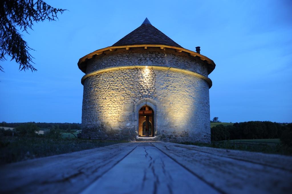 לינה וארוחת בוקר Perignac  Chateau De Lerse חדר תמונה